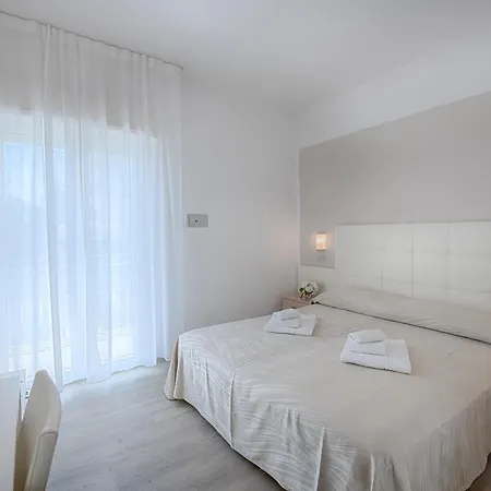 Sanremo Hotel 3*